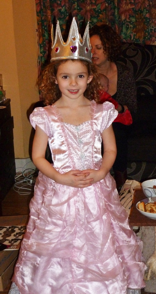 Girl in princess dress on her 6th birthday #genderstereotypes www.FranglaiseMummy.com