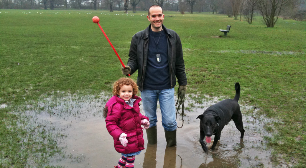 How I felt when I left France l Dad and daughter dog-walking in muddy puddles l www.FranglaiseMummy.com l French and English Parenting and Lifestyle Ramblings