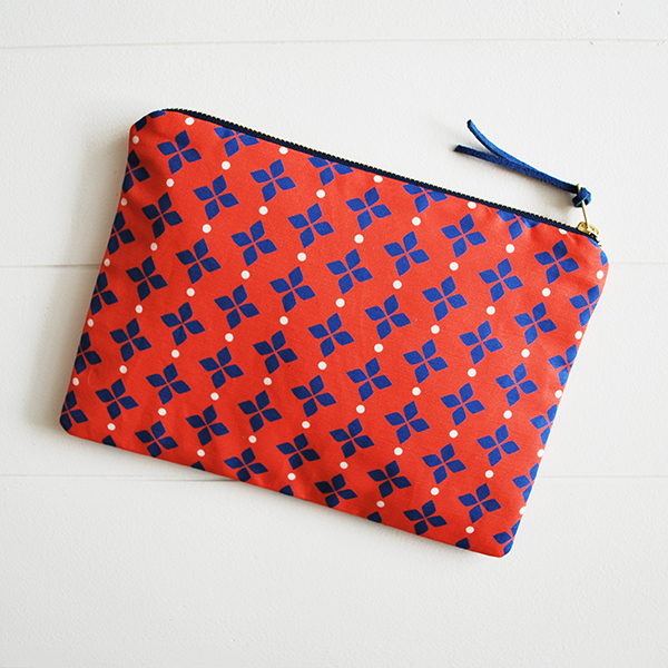 Georgie Clutch from Lola and Me l www.FranglaiseMummy.com l French and English Parenting and Lifestyle Ramblings
