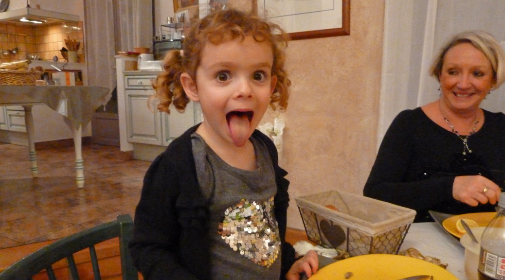 5 year old girl sticking tongue out l Happy 8th birthday L: an open letter l www.FranglaiseMummy.com l French and English Parenting and Lifestyle Ramblings