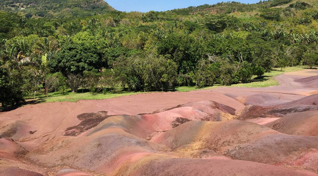 7 coloured earth in Chamarel, Mauritius l www.FranglaiseMummy.com l French and English Parenting and Lifestyle Ramblings